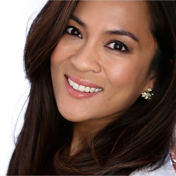 Bobbi Brown Crushed Lip Color- Blue Raspberry (Cool Toned Pink) - Picture 6 of 14